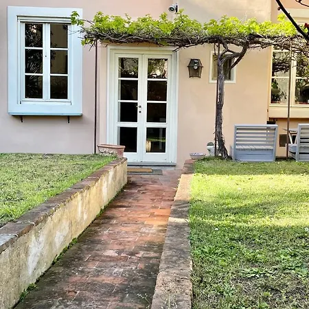 Ferienwohnung Giardino Dei Borghi Lucca Exterior foto
